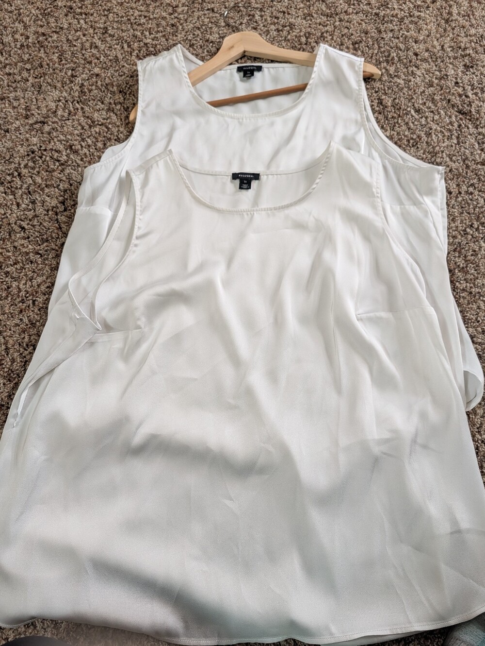 Halogen White Satin Tank Top‎ Size 1X Lot of 2 Sleeveless Scoop Neck